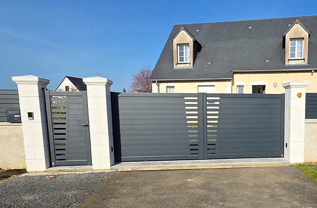 pose de portails sur mesure à Esvres près de Tours en Indre-et-Loire 37